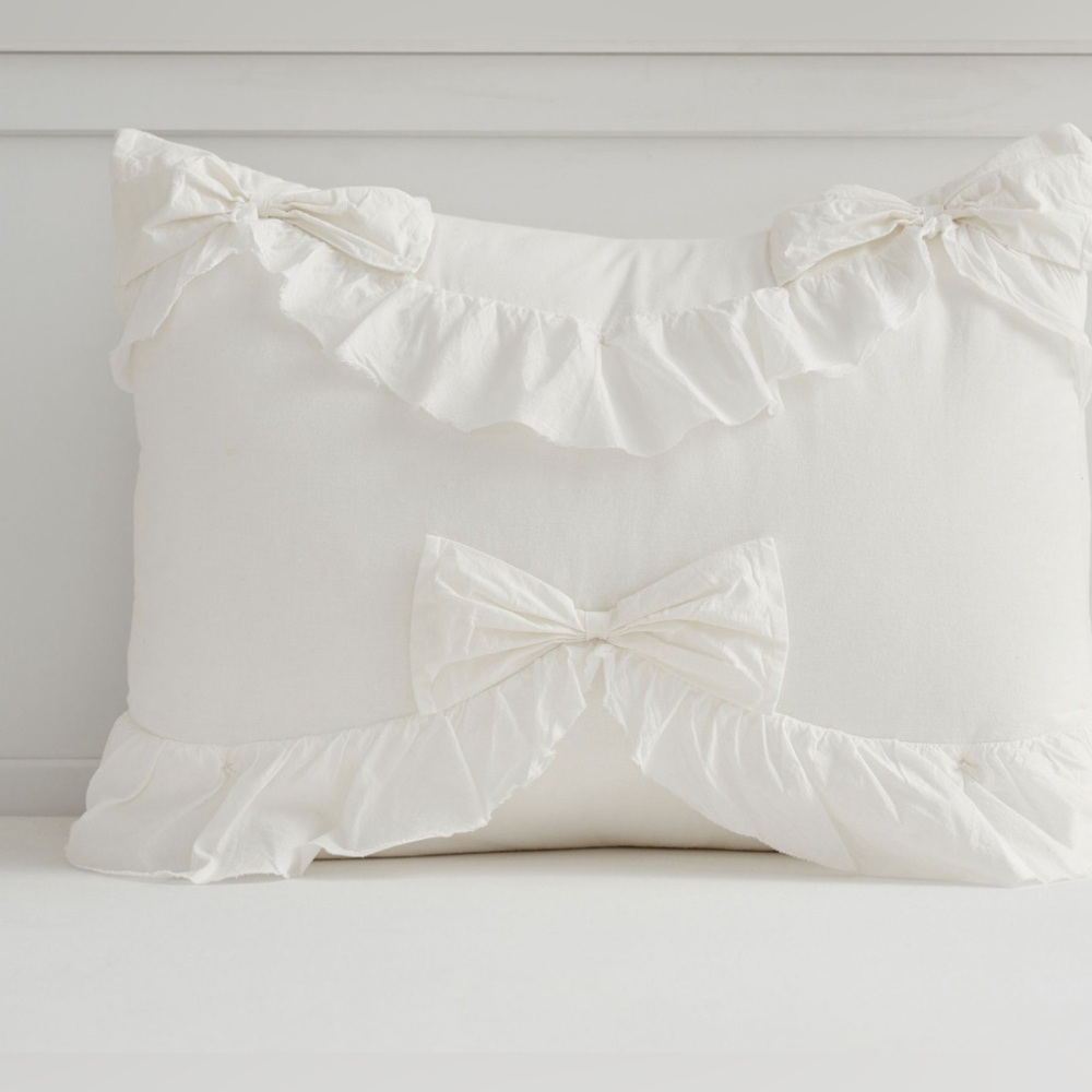 NWT LoveShackFancy White Ruffled Bow Standard Sham Pillowcase